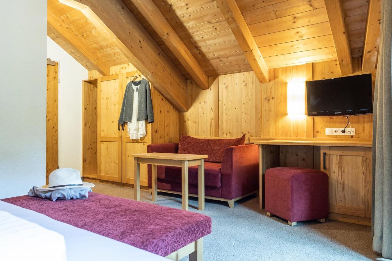 Hotel Zum Hirschen Imst Exterior photo